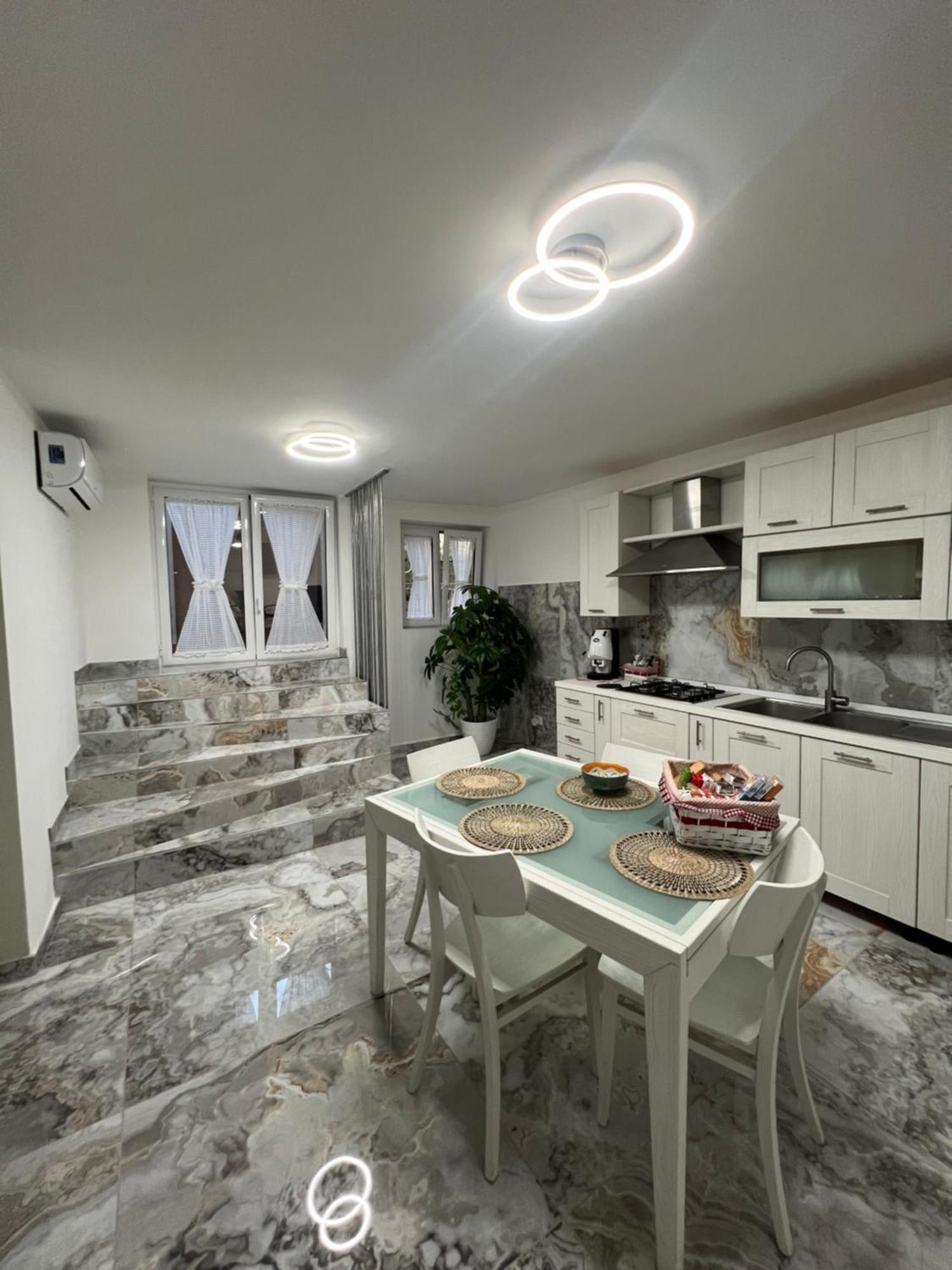 Che Casa Apartment Naples Exterior photo